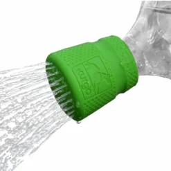 Kurgo Mud Dog Reisdouche – Douche Voor Honden Voor Onderweg, Op Reis En Op De Camping – Past Op Standaard PET Flessen Van 500 Ml Tot 2 Liter